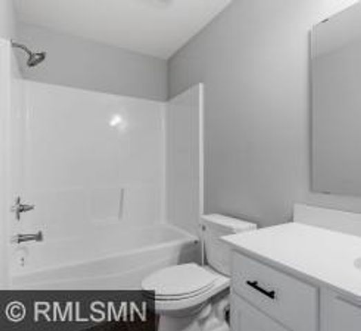 10548 Goodwin Avenue S, Cottage Grove, MN 55016