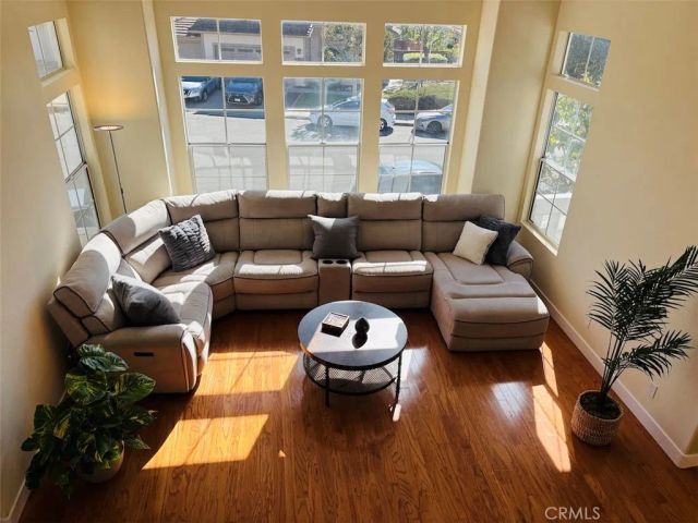 2114 Laura Drive, Escondido, CA 92027