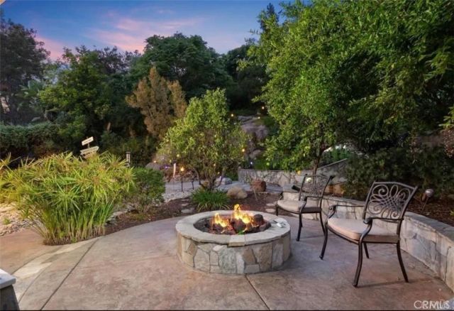 2114 Laura Drive, Escondido, CA 92027