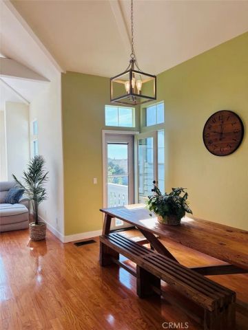 2114 Laura Drive, Escondido, CA 92027