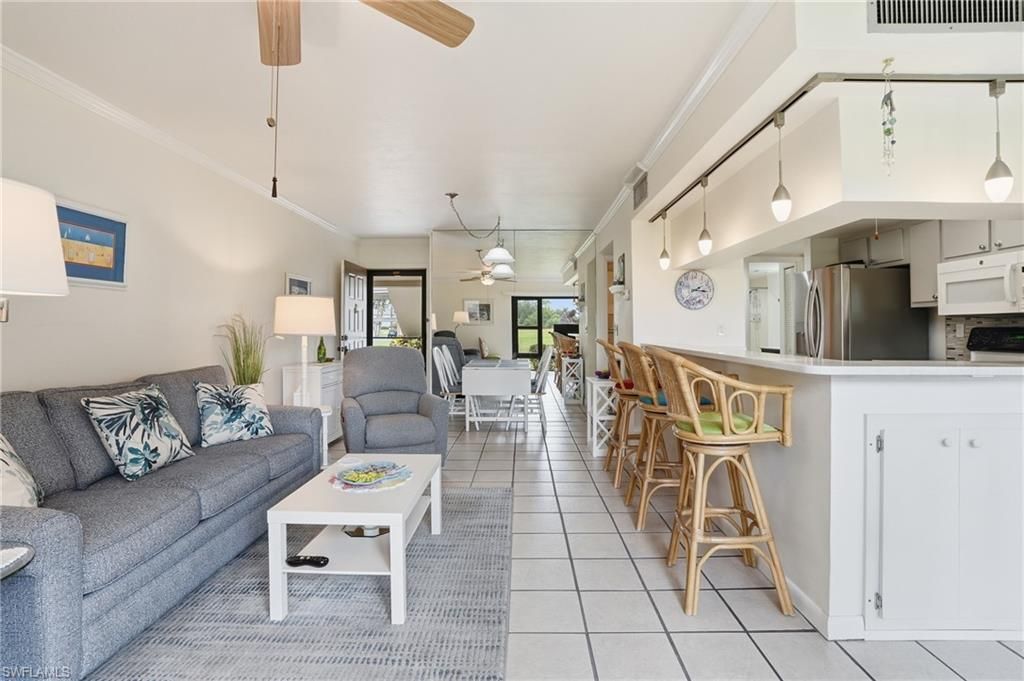 5625 Trailwinds DR 411, FORT MYERS, FL 33907 — photo 4