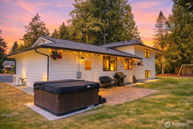 7707 35th Street NW, Gig Harbor, WA 98335
