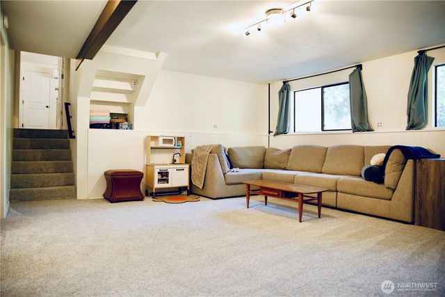 7707 35th Street NW, Gig Harbor, WA 98335