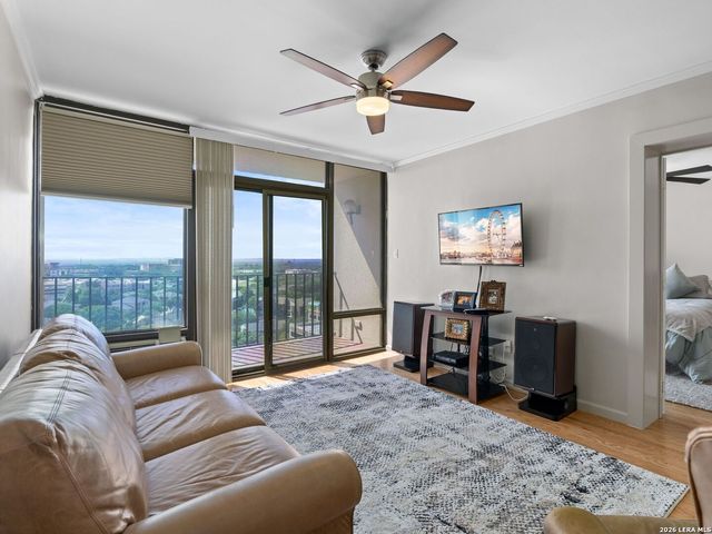 7701 Wurzbach Rd Apt 1105, San Antonio, TX 78229