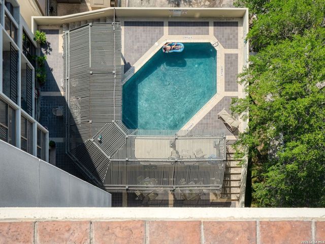 7701 Wurzbach Rd Apt 1105, San Antonio, TX 78229