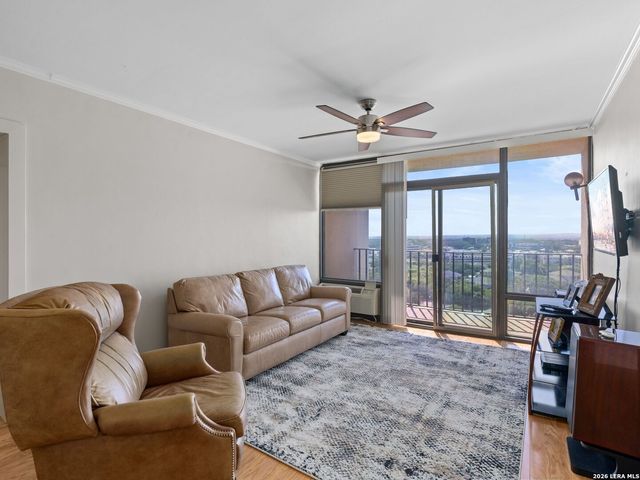 7701 Wurzbach Rd Apt 1105, San Antonio, TX 78229