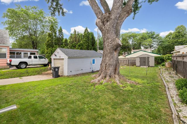 1125 Farrington Street, Saint Paul, MN 55117