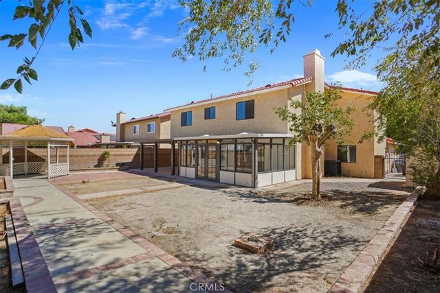1311 Herzel, Lancaster, CA 93535