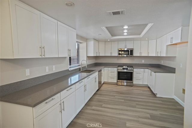 1311 Herzel, Lancaster, CA 93535