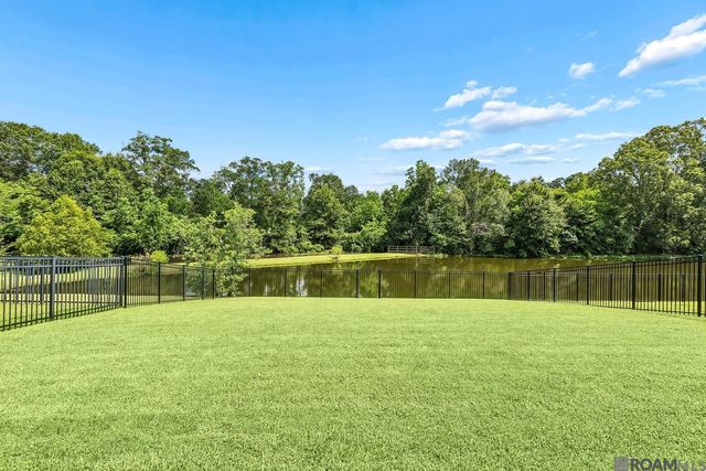 18203 Vis-a-vis Ave, Baton Rouge, LA 70817