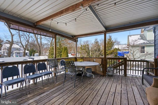 126 S LENOLA RD, Moorestown, NJ 08057