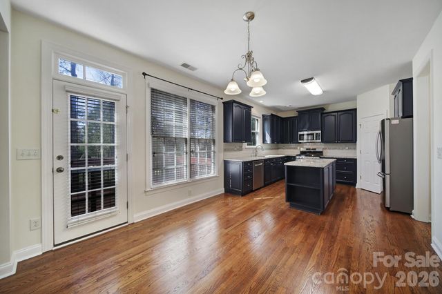 9025 Cambridge Green Drive, Charlotte, NC 28277