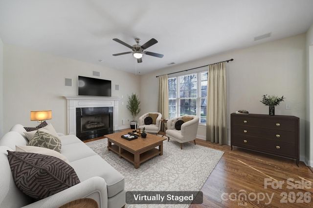 9025 Cambridge Green Drive, Charlotte, NC 28277