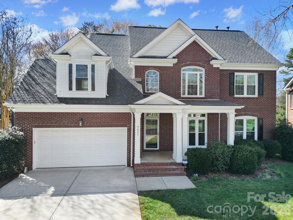 9025 Cambridge Green Drive, Charlotte, NC 28277