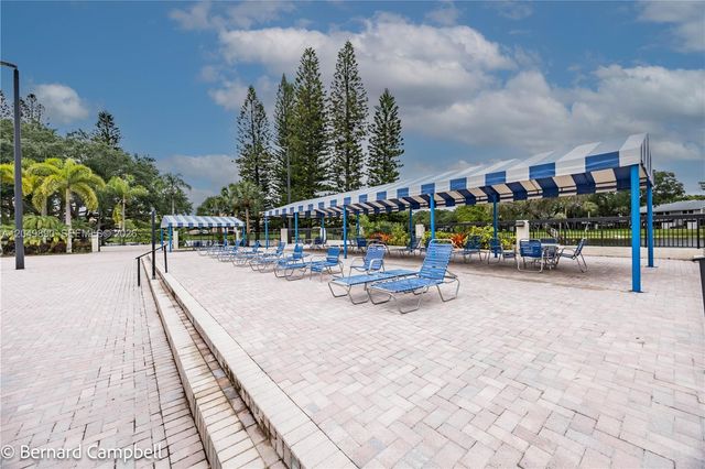 3135 S Carambola Circle S 2368, Coconut Creek, FL 33066