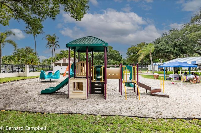 3135 S Carambola Circle S 2368, Coconut Creek, FL 33066
