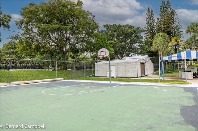 3135 S Carambola Circle S 2368, Coconut Creek, FL 33066