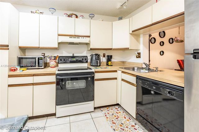 3135 S Carambola Circle S 2368, Coconut Creek, FL 33066