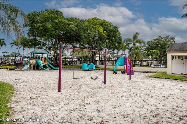 3135 S Carambola Circle S 2368, Coconut Creek, FL 33066