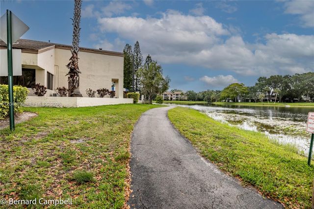 3135 S Carambola Circle S 2368, Coconut Creek, FL 33066