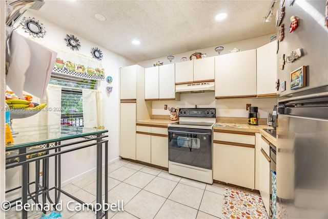 3135 S Carambola Circle S 2368, Coconut Creek, FL 33066