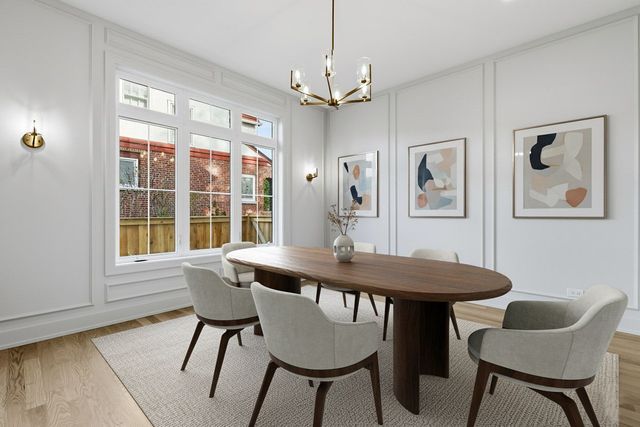 1220 Courtland Avenue, Park Ridge, IL 60068