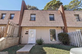 6429 Woodstone Way, Morrow, GA 30260