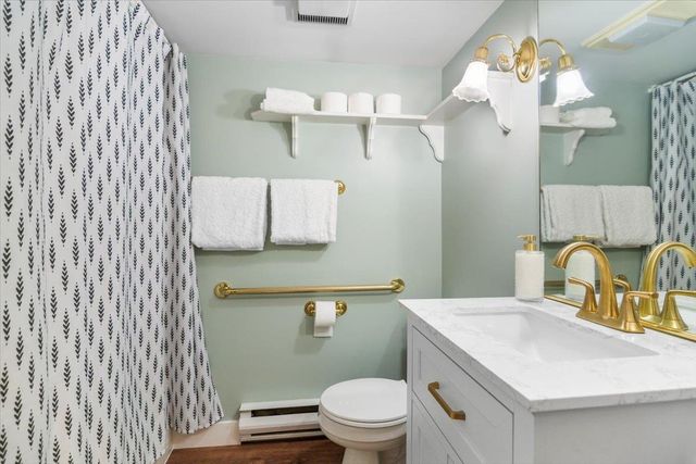 55 Monument Avenue, Bennington, VT 05201