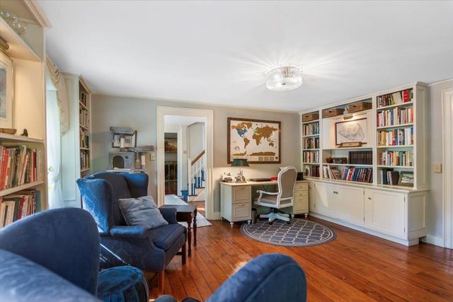 55 Monument Avenue, Bennington, VT 05201