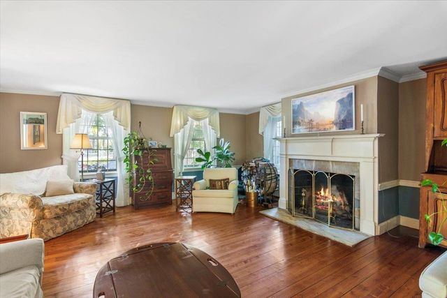 55 Monument Avenue, Bennington, VT 05201