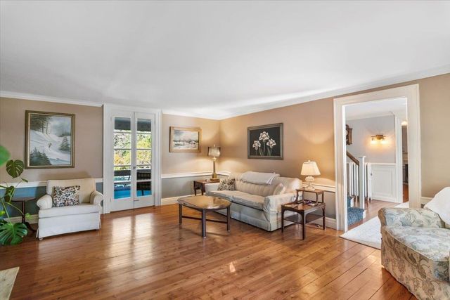 55 Monument Avenue, Bennington, VT 05201