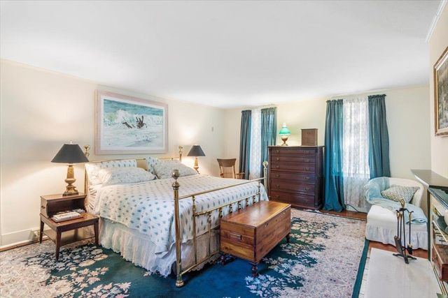 55 Monument Avenue, Bennington, VT 05201