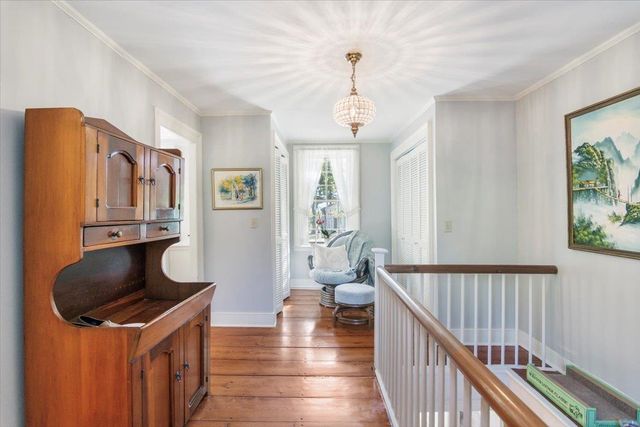 55 Monument Avenue, Bennington, VT 05201