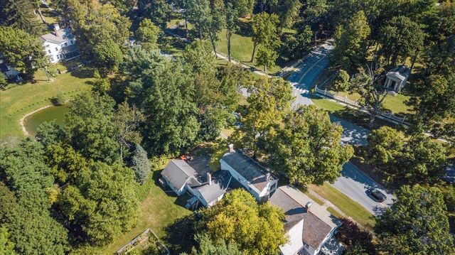 55 Monument Avenue, Bennington, VT 05201