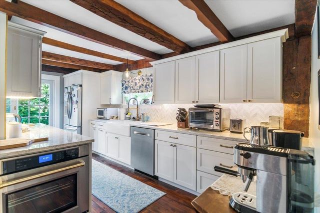 55 Monument Avenue, Bennington, VT 05201