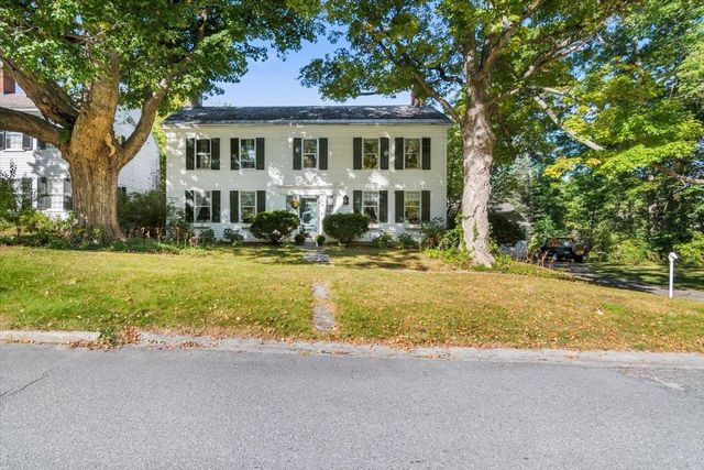 55 Monument Avenue, Bennington, VT 05201