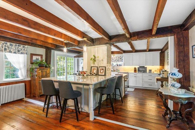 55 Monument Avenue, Bennington, VT 05201