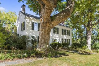 55 Monument Avenue, Bennington, VT 05201