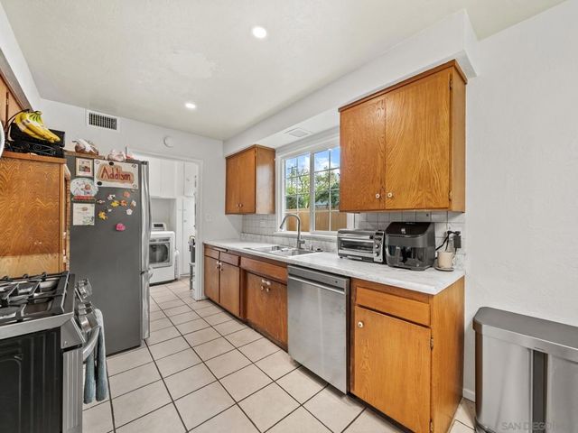 14154 Halper Road, Poway, CA 92064
