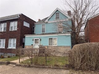 1415 Margaret St, Munhall, PA 15120