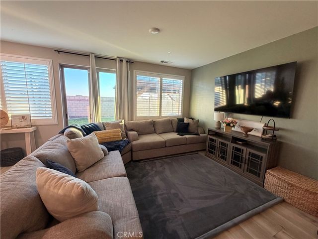 1327 Black Diamond Drive, Beaumont, CA 92223