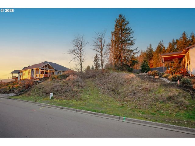 1697 N COLUMBIA RIDGE Way, Washougal, WA 98671