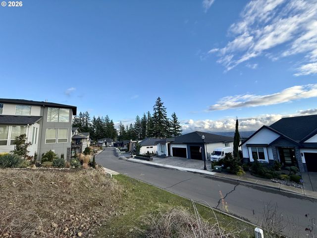 1697 N COLUMBIA RIDGE Way, Washougal, WA 98671