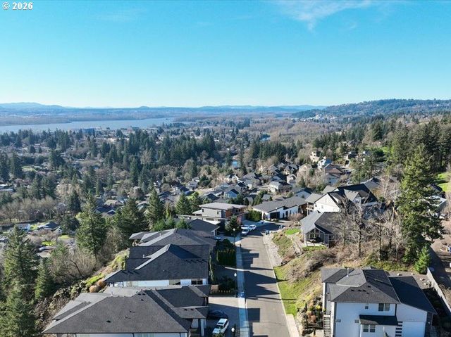 1697 N COLUMBIA RIDGE Way, Washougal, WA 98671
