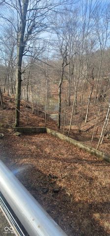 2530 S Glen Cove, Martinsville, IN 46151