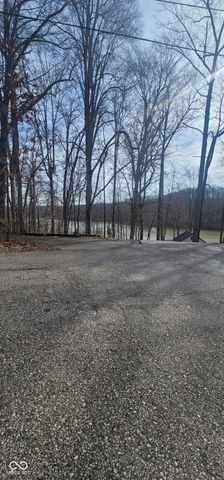 2530 S Glen Cove, Martinsville, IN 46151