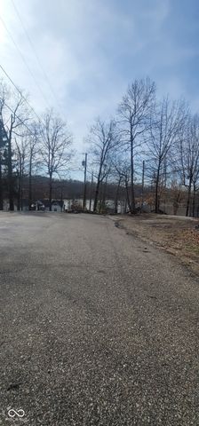 2530 S Glen Cove, Martinsville, IN 46151