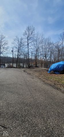 2530 S Glen Cove, Martinsville, IN 46151