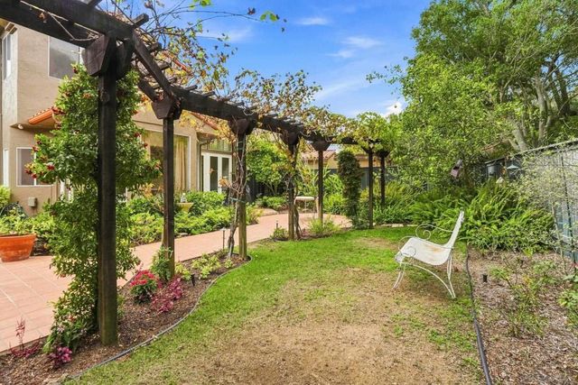 5849 Caminito Del Estio, La Jolla, CA 92037