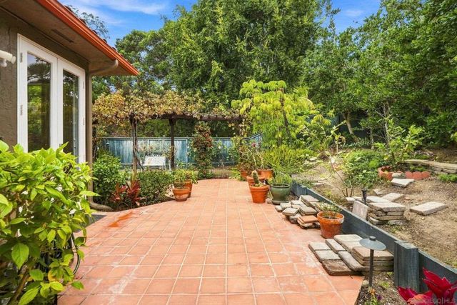 5849 Caminito Del Estio, La Jolla, CA 92037